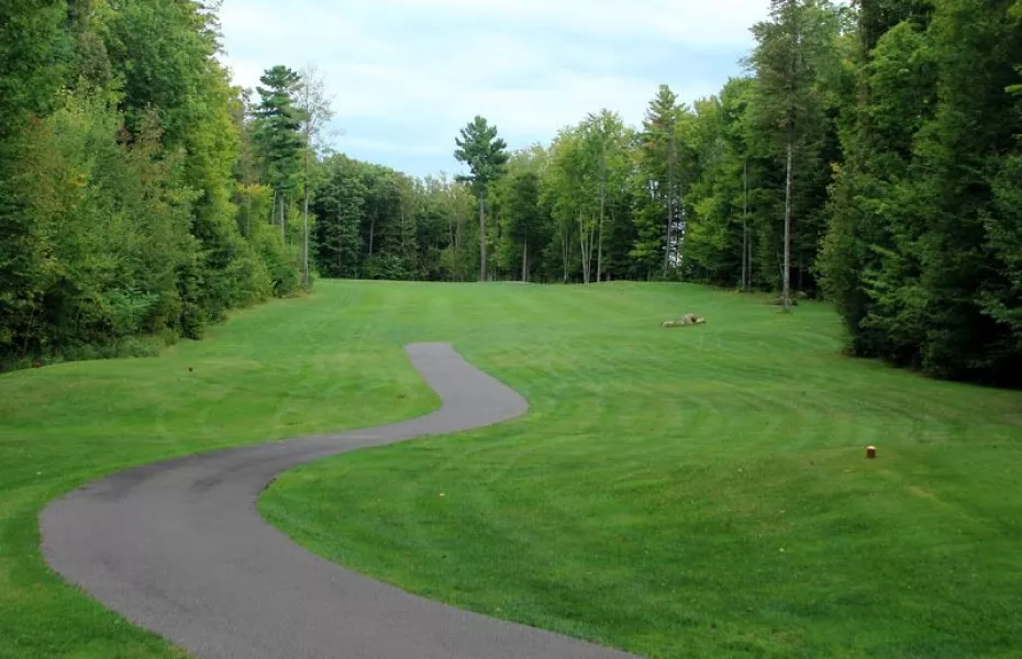 Pine Hills Golf Course image 2