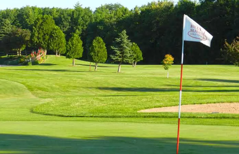 Hilly Haven Golf Course image 2