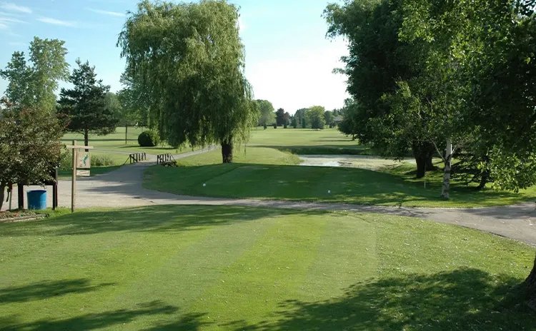 Royal Scot Golf Course image 1