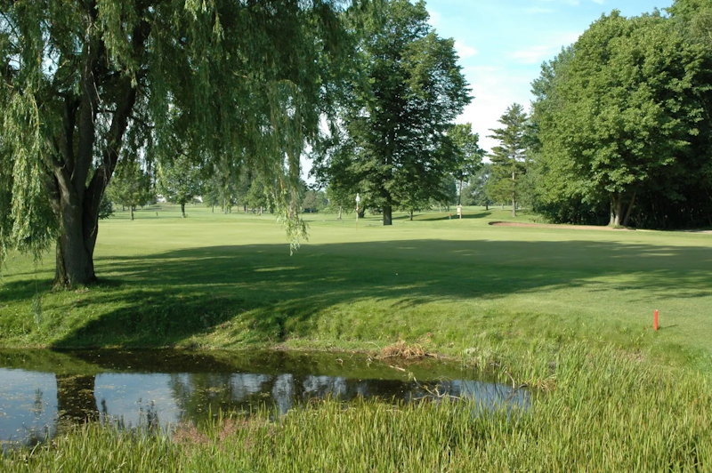 Royal Scot Golf Course image 4