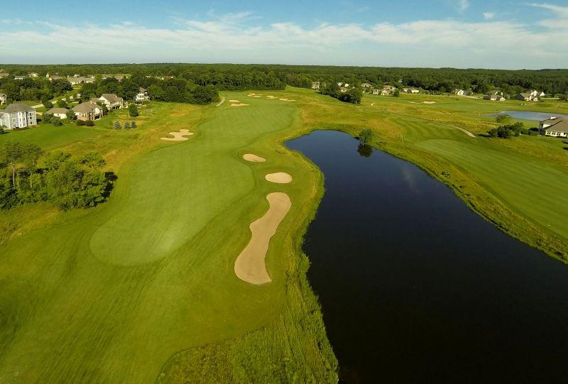 Broadlands Golf Club image 3