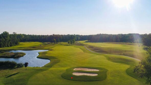 Hon-E-Kor Country Club image 2