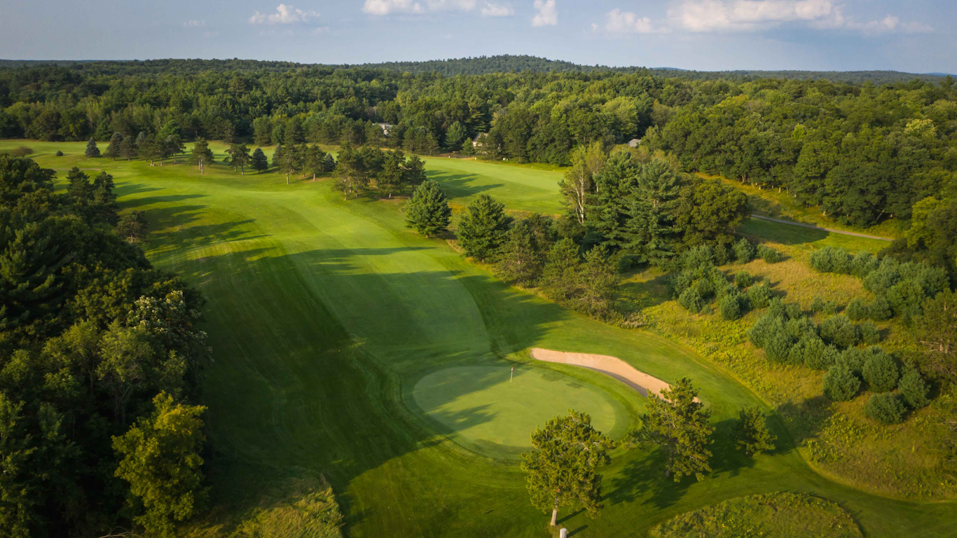 Glacier Wood Golf Club image 2