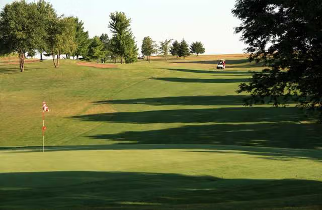 Dodge Point Country Club image 3