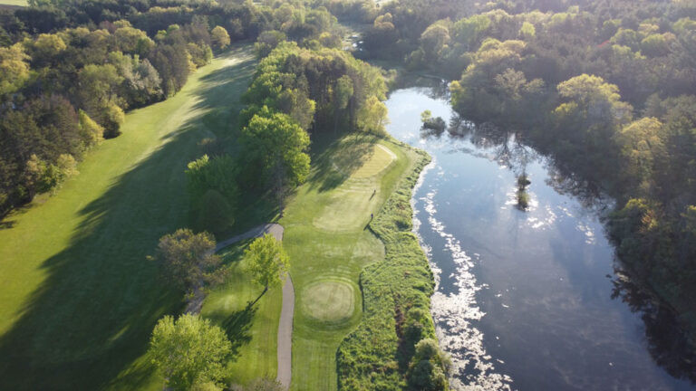 Reedsburg Country Club image 1