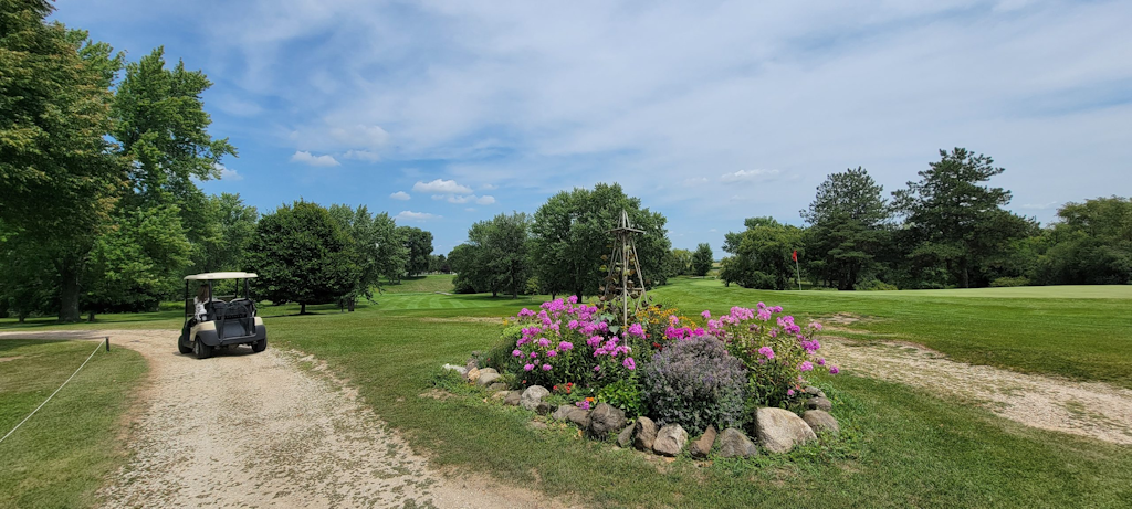 Willow Brook Golf Course image 3