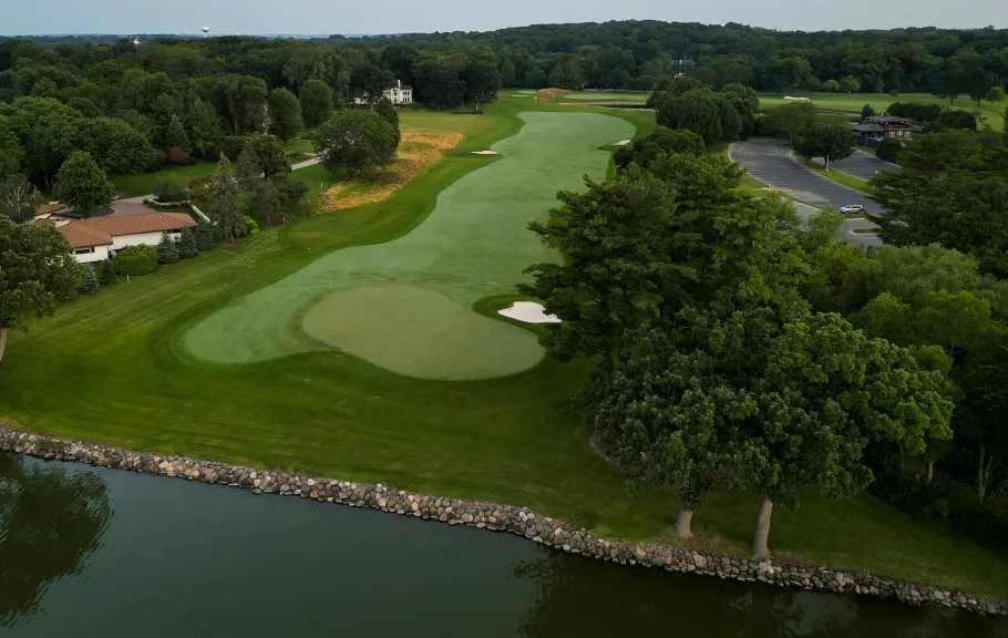 Bishops Bay Country Club image 5