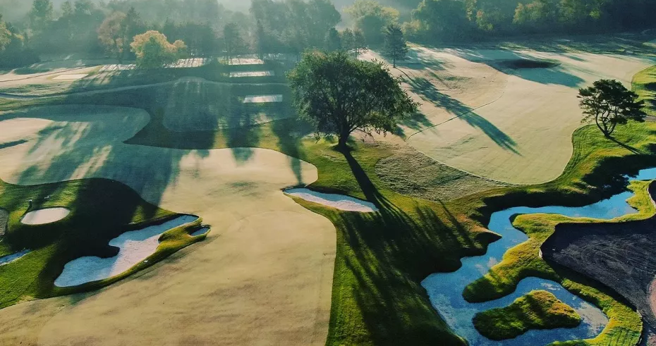 The Club at Lac La Belle image 1