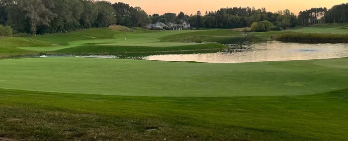 Troy Burne Golf Club image 3